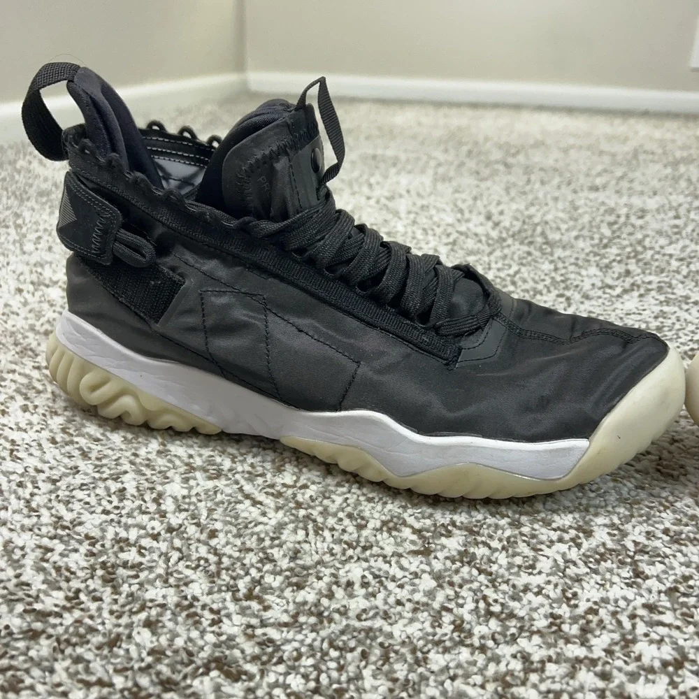 Jordan Shoes Mens Size 10.5 Black Proto-React BV1654-001 Mid Top Sneakers Gym